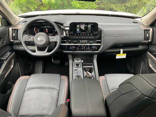 new 2025 Nissan Pathfinder car, priced at $52,020