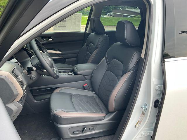 new 2025 Nissan Pathfinder car, priced at $52,020