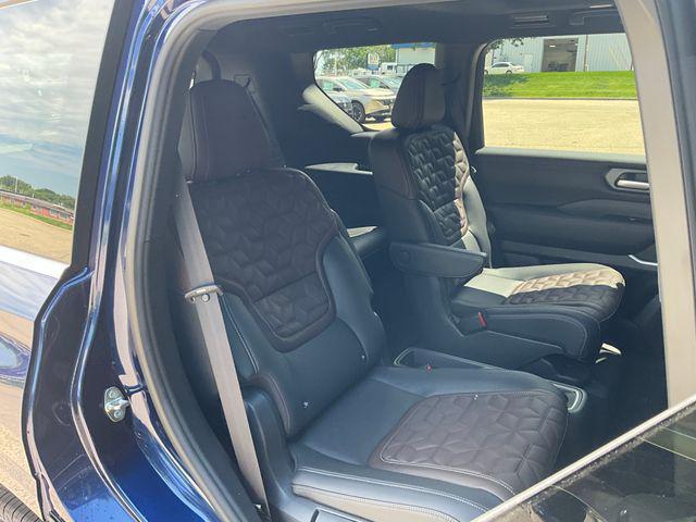 new 2025 Nissan Armada car, priced at $77,570