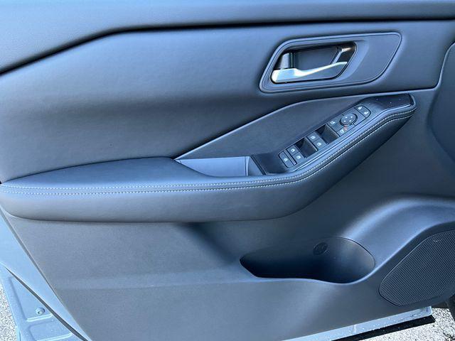 new 2026 Nissan Rogue car, priced at $33,107