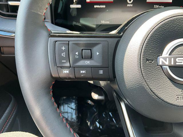 new 2025 Nissan Kicks car, priced at $31,443