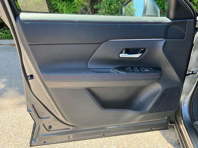 new 2025 Nissan Kicks car, priced at $31,443