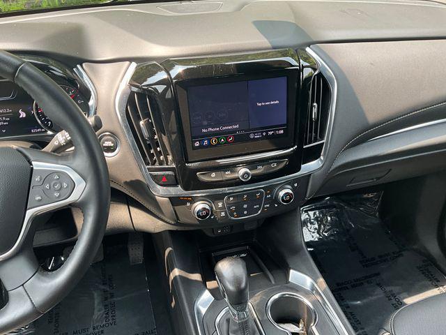 used 2022 Chevrolet Traverse car, priced at $33,785