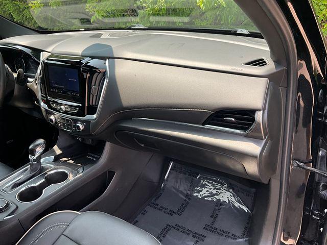 used 2022 Chevrolet Traverse car, priced at $33,785