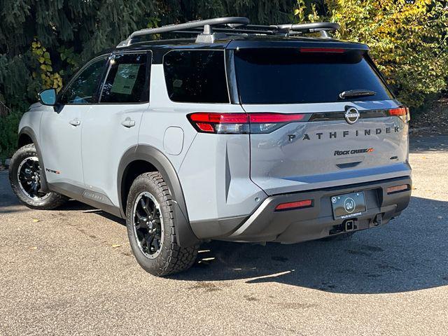 new 2024 Nissan Pathfinder car, priced at $45,910