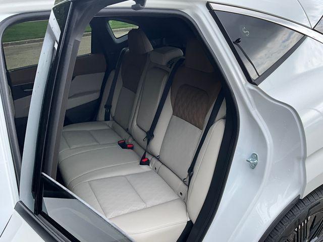 new 2025 Nissan Murano car, priced at $50,917