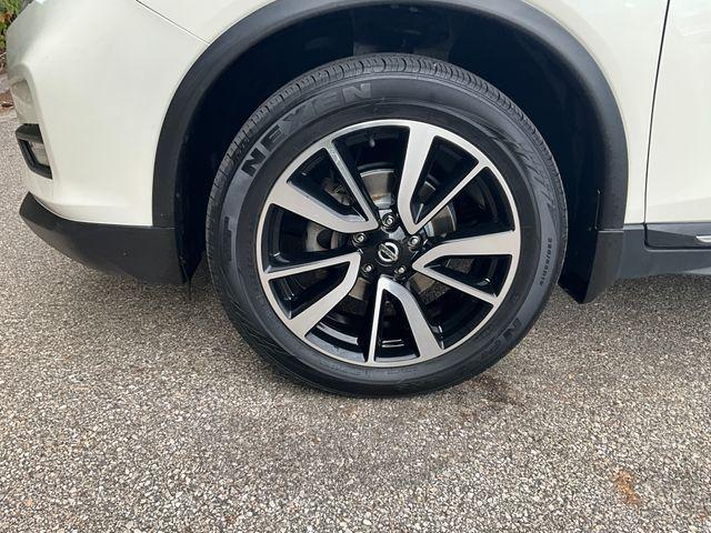 used 2018 Nissan Rogue car, priced at $15,895