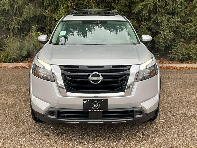 new 2025 Nissan Pathfinder car, priced at $43,459
