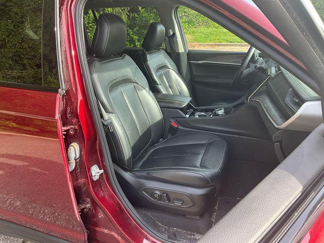 used 2021 Jeep Grand Cherokee L car, priced at $29,799