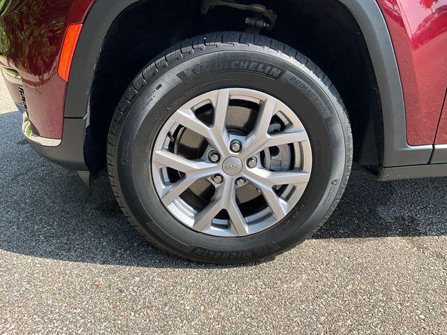used 2021 Jeep Grand Cherokee L car, priced at $28,498
