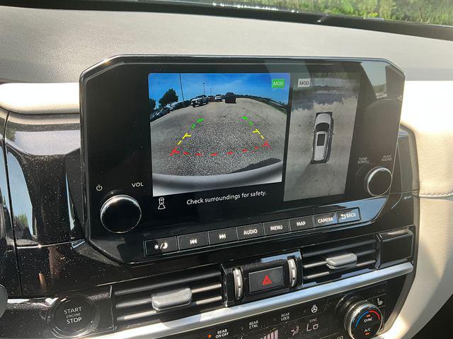 new 2025 Nissan Pathfinder car, priced at $50,193