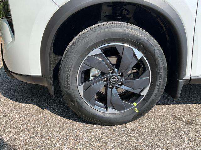 new 2026 Nissan Rogue car, priced at $32,428