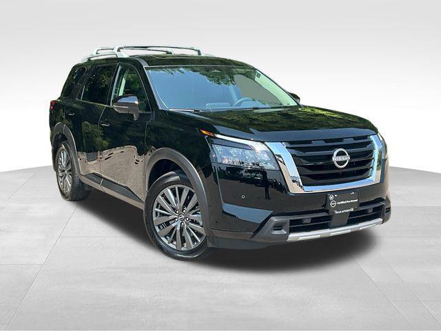 used 2025 Nissan Pathfinder car, priced at $45,999