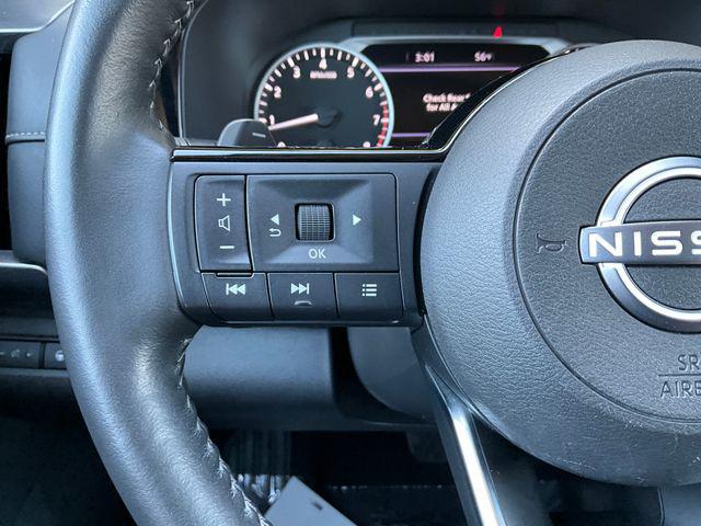 used 2022 Nissan Pathfinder car, priced at $35,999