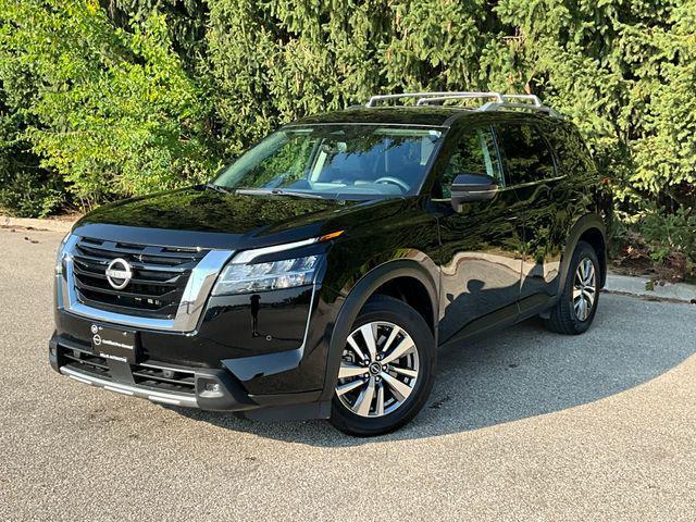 used 2022 Nissan Pathfinder car, priced at $33,999