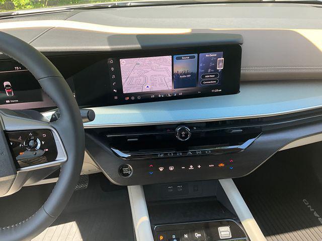 new 2025 Nissan Murano car, priced at $50,643