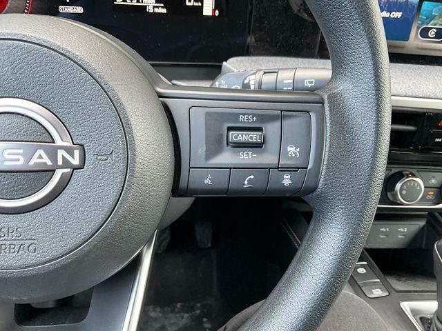 new 2025 Nissan Kicks car, priced at $27,229