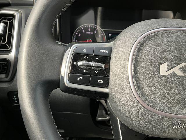used 2023 Kia Sorento car, priced at $27,298