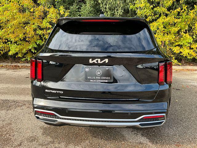 used 2023 Kia Sorento car, priced at $27,298