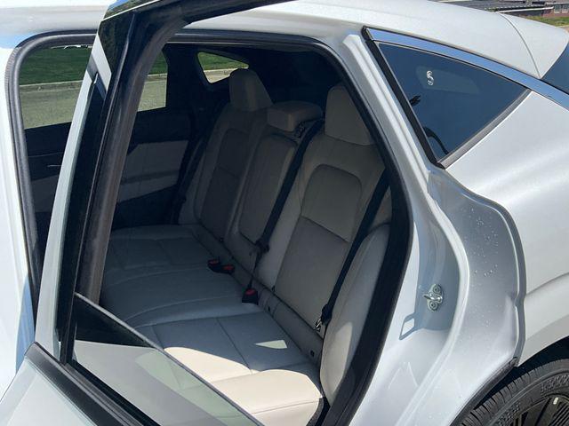new 2025 Nissan Murano car, priced at $42,051