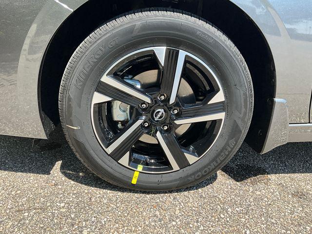 new 2025 Nissan Sentra car, priced at $23,912