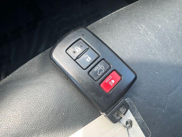 used 2015 Toyota Highlander car, priced at $19,999