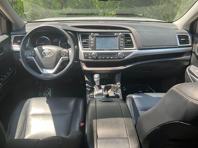 used 2015 Toyota Highlander car, priced at $19,999