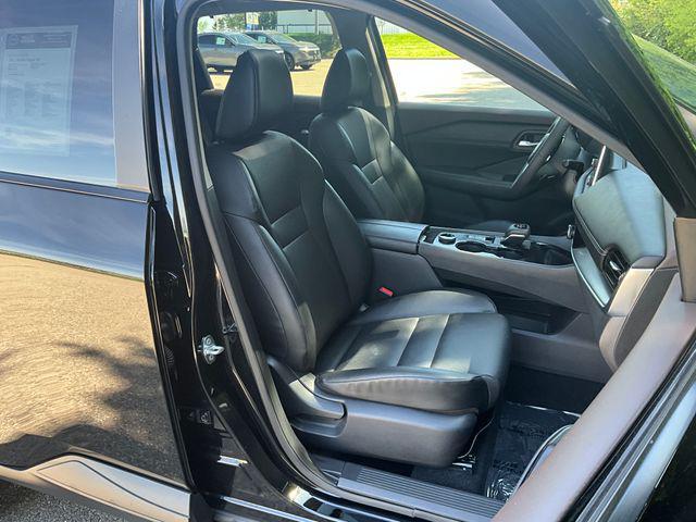 used 2022 Nissan Rogue car, priced at $24,999