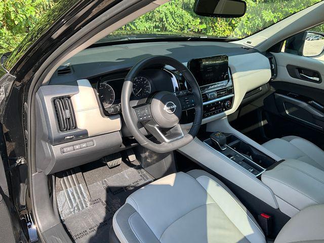 used 2022 Nissan Pathfinder car, priced at $31,999