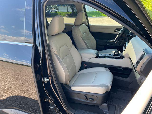 used 2022 Nissan Pathfinder car, priced at $31,999