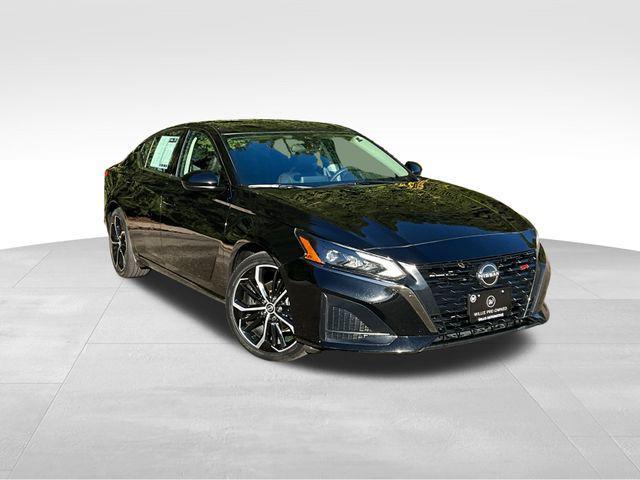 used 2023 Nissan Altima car, priced at $21,398