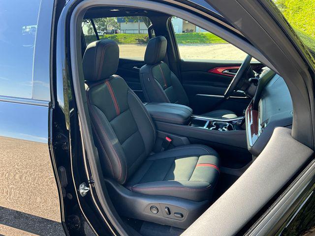 used 2024 Chevrolet Traverse car, priced at $52,999