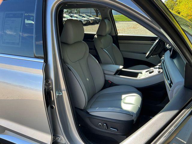used 2024 Hyundai Palisade car, priced at $34,245