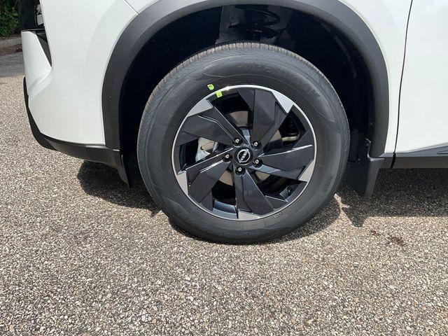 new 2026 Nissan Rogue car, priced at $33,148