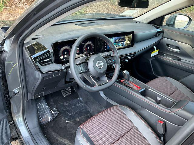 new 2025 Nissan Kicks car, priced at $28,911