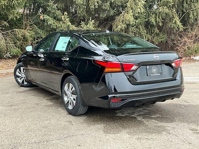 new 2025 Nissan Altima car, priced at $27,208