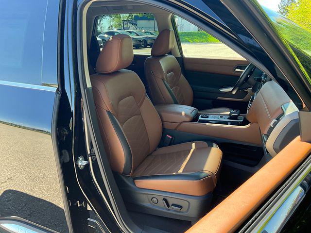 used 2023 Nissan Pathfinder car, priced at $41,999