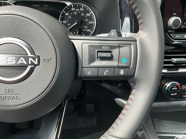 new 2025 Nissan Pathfinder car, priced at $46,232