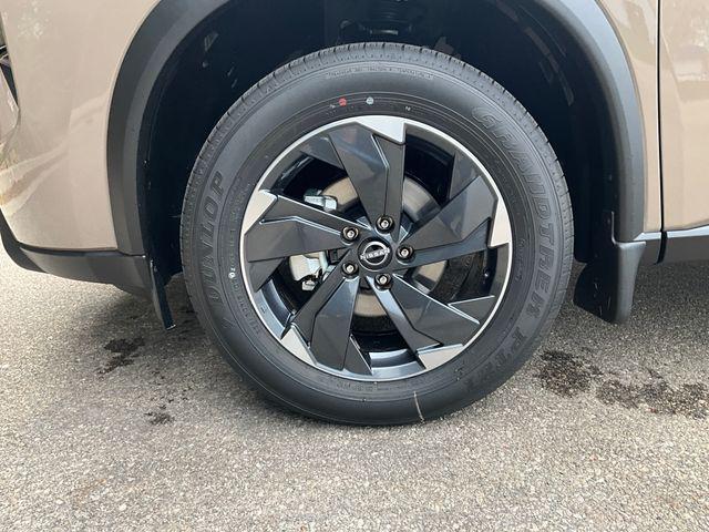 new 2025 Nissan Rogue car, priced at $36,924