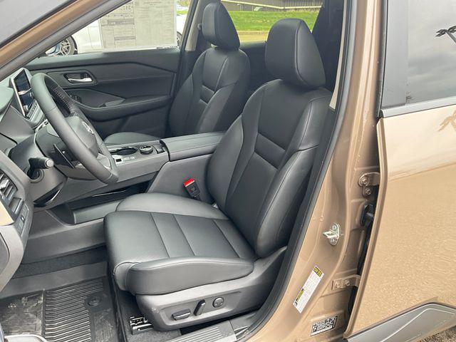 new 2025 Nissan Rogue car, priced at $36,924