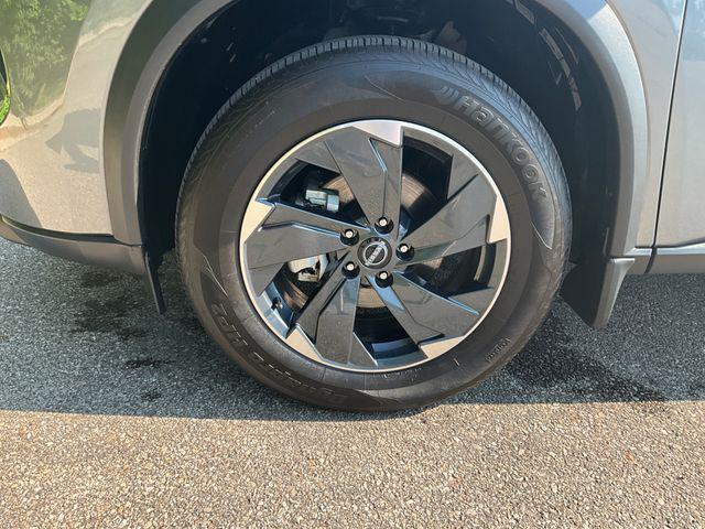 used 2024 Nissan Rogue car, priced at $29,999