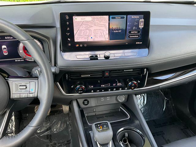 used 2024 Nissan Rogue car, priced at $30,998