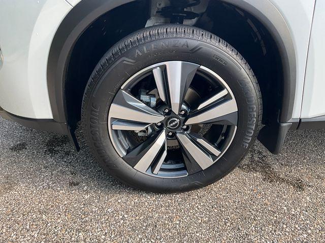 used 2024 Nissan Rogue car, priced at $30,998