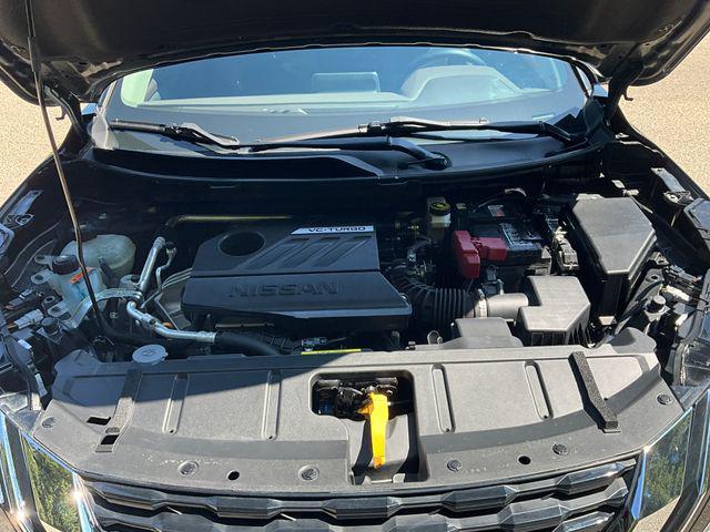 used 2022 Nissan Rogue car, priced at $24,999