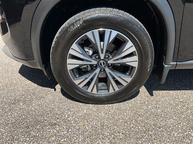 used 2022 Nissan Rogue car, priced at $24,999