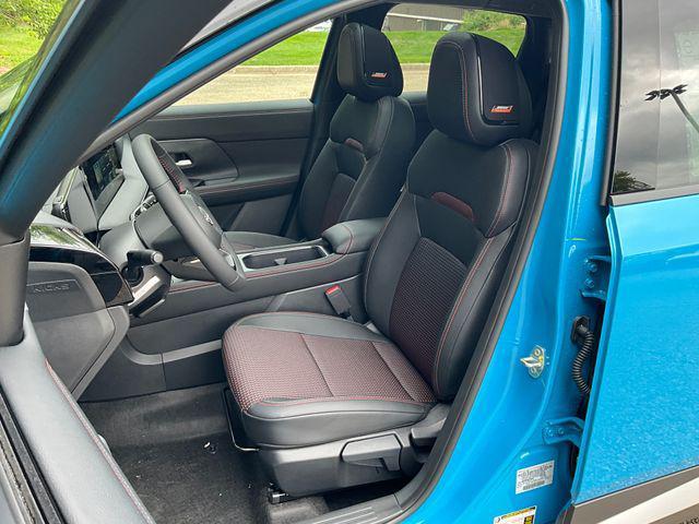 new 2025 Nissan Kicks car, priced at $31,058