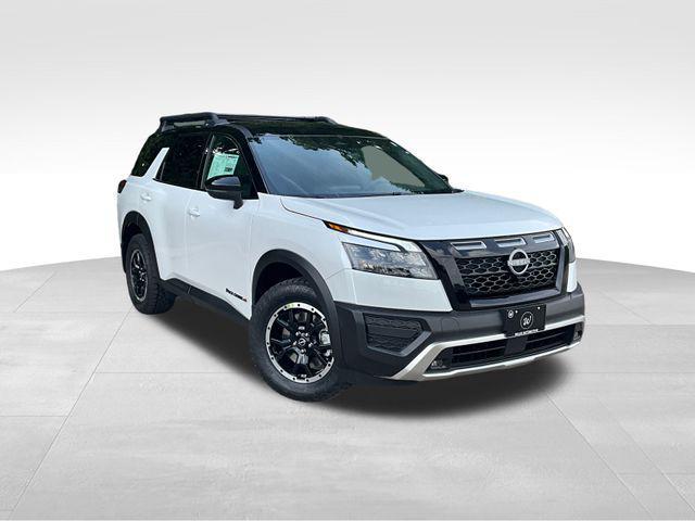 new 2025 Nissan Pathfinder car, priced at $46,092