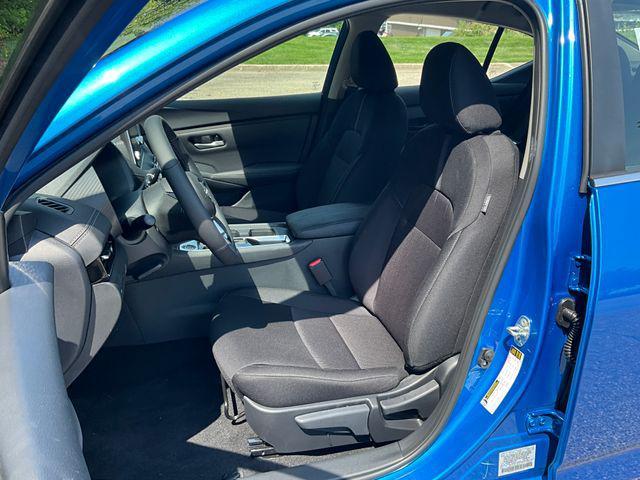 new 2025 Nissan Sentra car, priced at $23,912