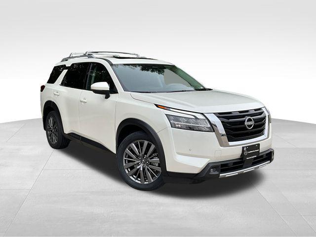 used 2022 Nissan Pathfinder car, priced at $35,999