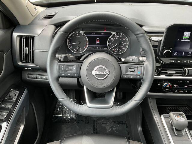 used 2022 Nissan Pathfinder car, priced at $35,999